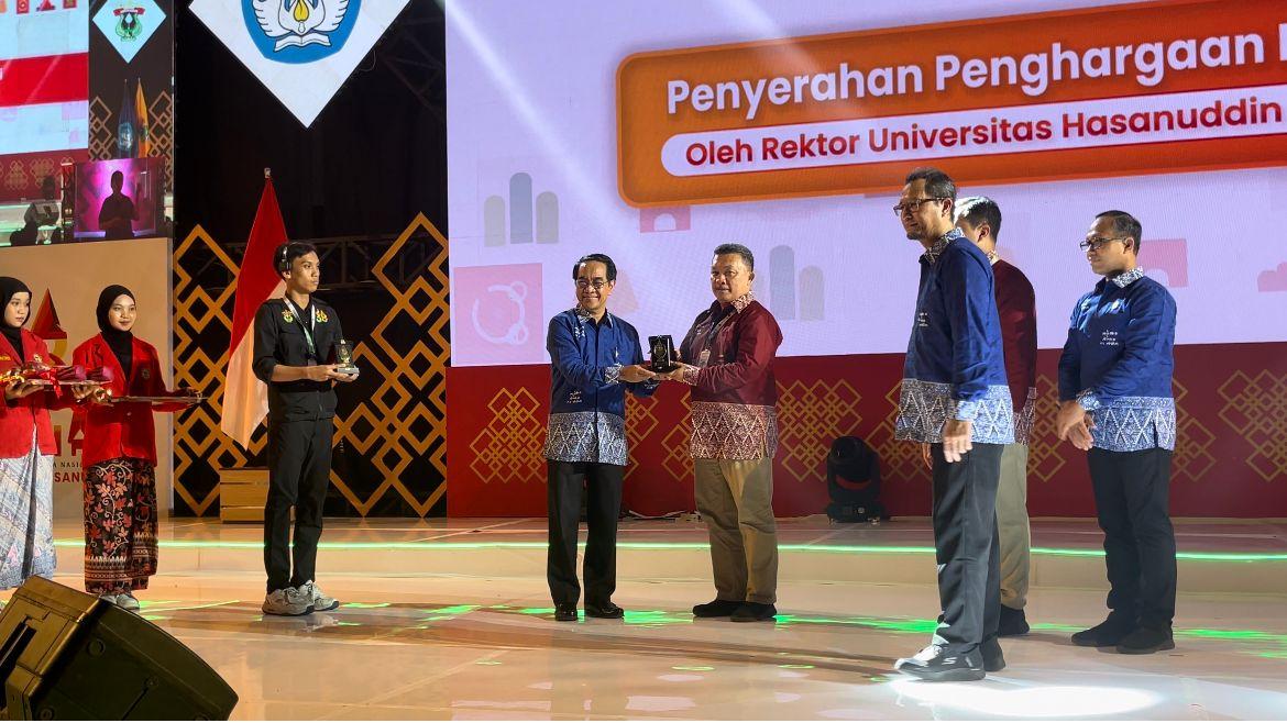 Kalahkan UGM dan IPB, Unhas Back to Back Juara PIMNAS