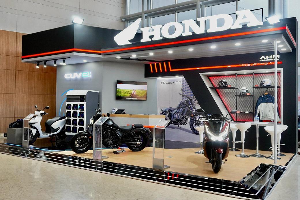 Honda Tampilkan Inovasi dan Gaya di GIIAS 2025: BeAT Baru, Rebel 1100, PCX160 RoadSync, CUV e:
