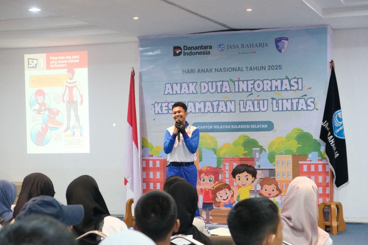 Duta Cari Aman Latih Pelajar Makassar Jadi Pelopor Keselamatan Lalu Lintas