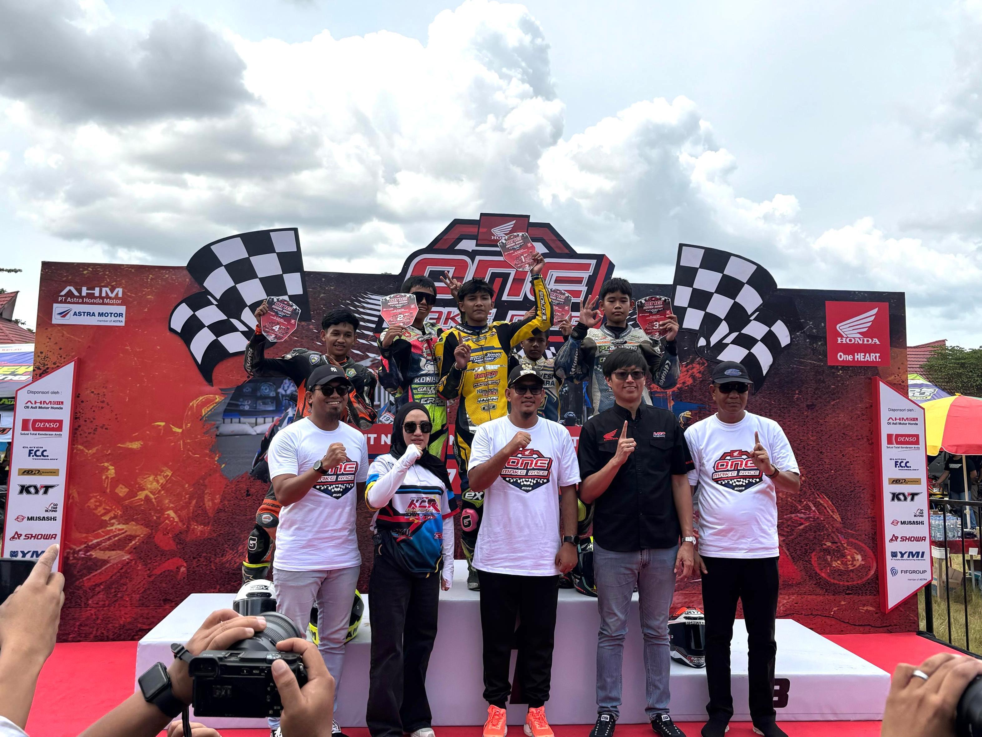 Honda Tunjukkan Cara Seru Edukasi Keselamatan Lewat OMR 2025 di Kendari