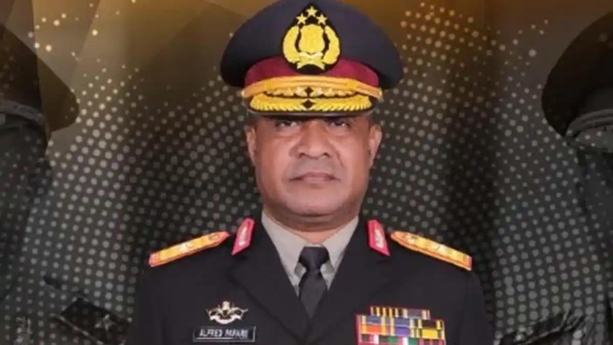2026-01-24-Brigjen-Alfred-Papare-saat-menjabat-Kapolda-Papua-Tengah.jpg