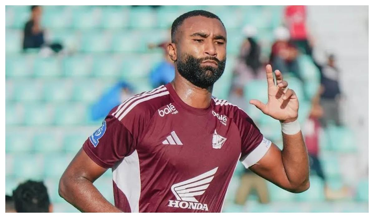 2026-04-04-Bek-PSM-Makassar-Yuran-Fernandes-saat-selebrasi.jpg