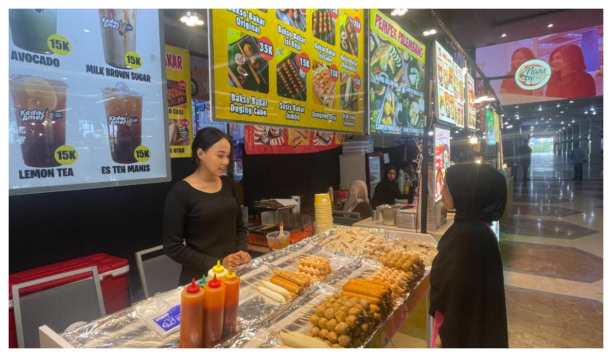 Yuk Ngemil Bakso Bakar hingga Pempek di Makkunrai, Kedai Amel Pilihan Terbaik