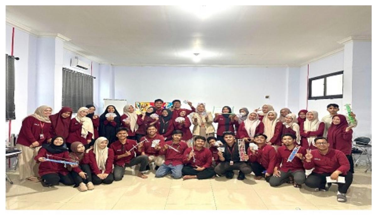 2026-05-20-Mahasiswa-Fakultas-Psikologi-UNM-bekerjasama-PT-Golqi-Sukses-Mulia.jpg