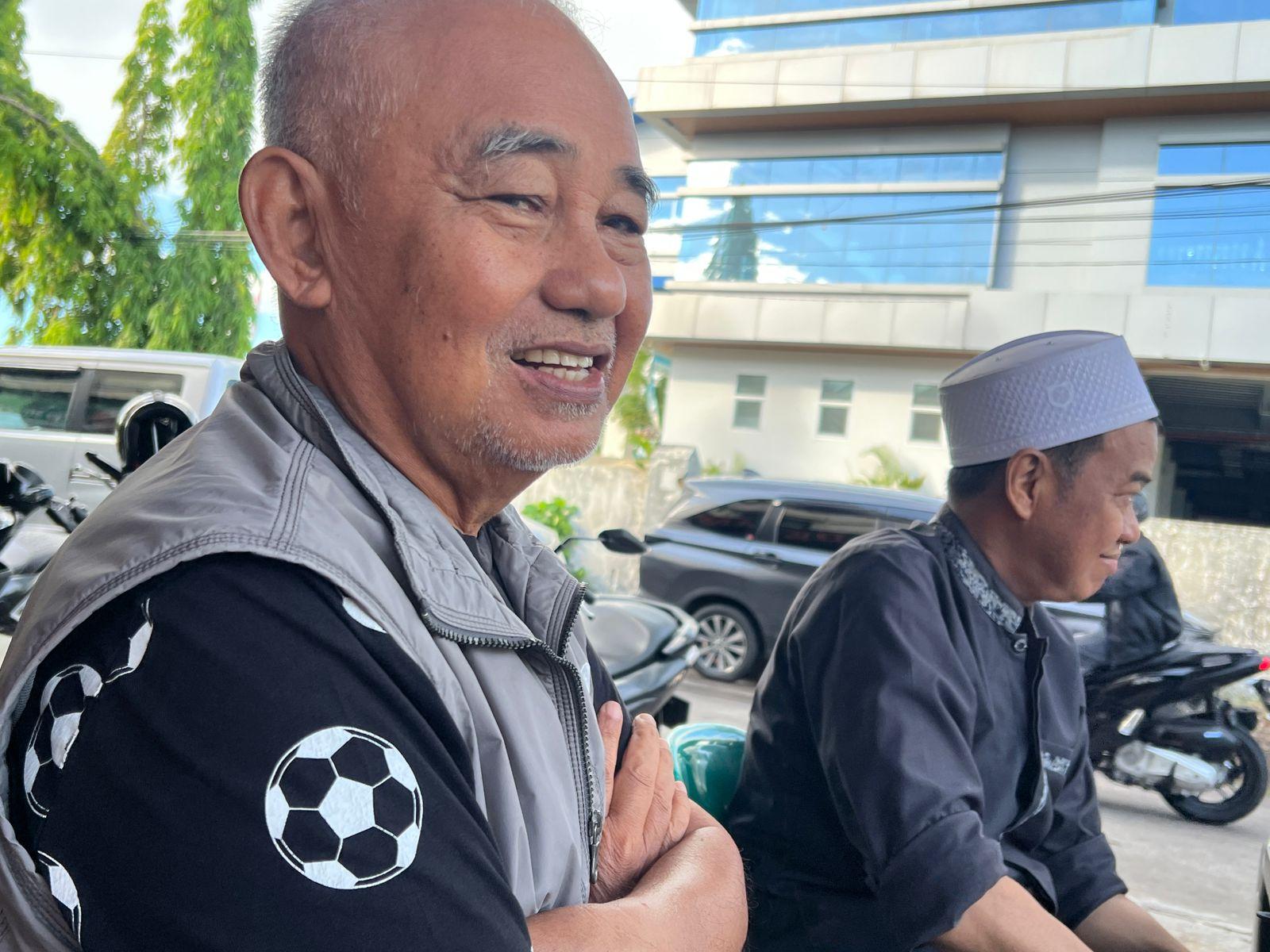 2026-06-04-Syamsuddin-Umar-saat-ditemui-di-Warkop-Deng-Anas.jpg