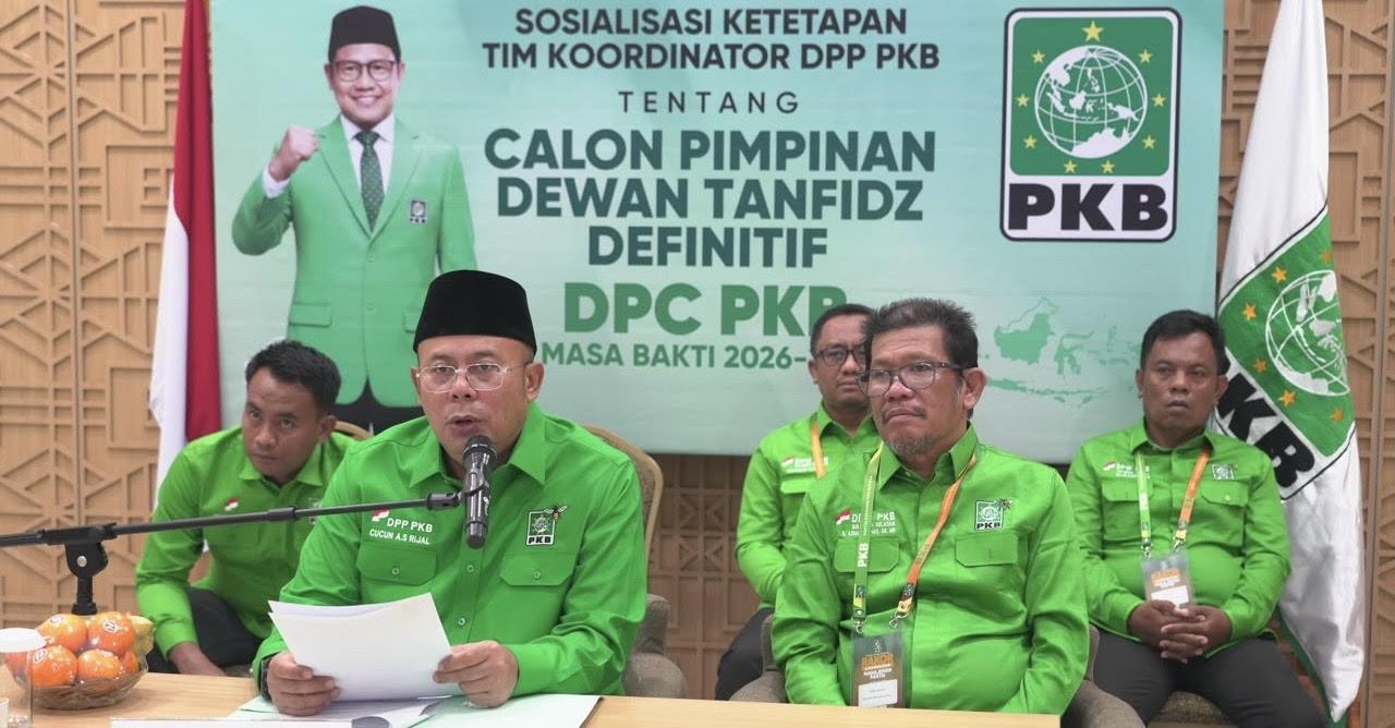 2026-06-11-Cucun-Ahmad-Syamsurijal-didampingi-Azhar-Arsyad.jpg