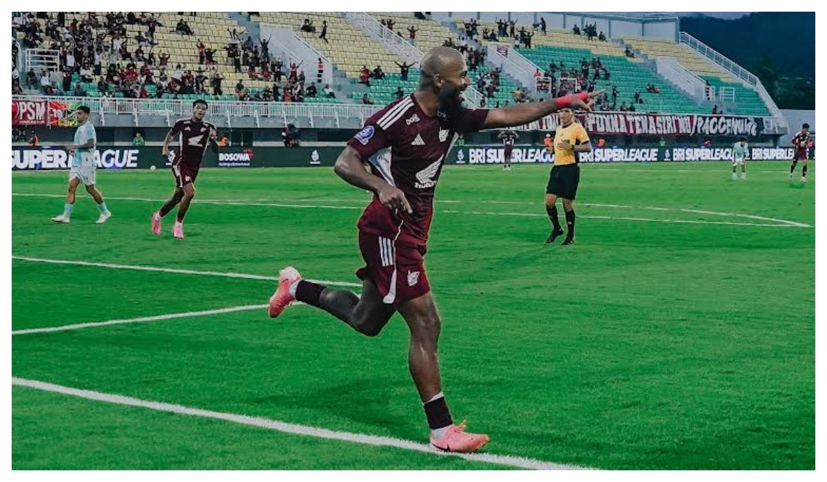 2026-06-16-Alex-Tank-selebrasi-gol-saat-melawan-PSBS-Biak.jpg