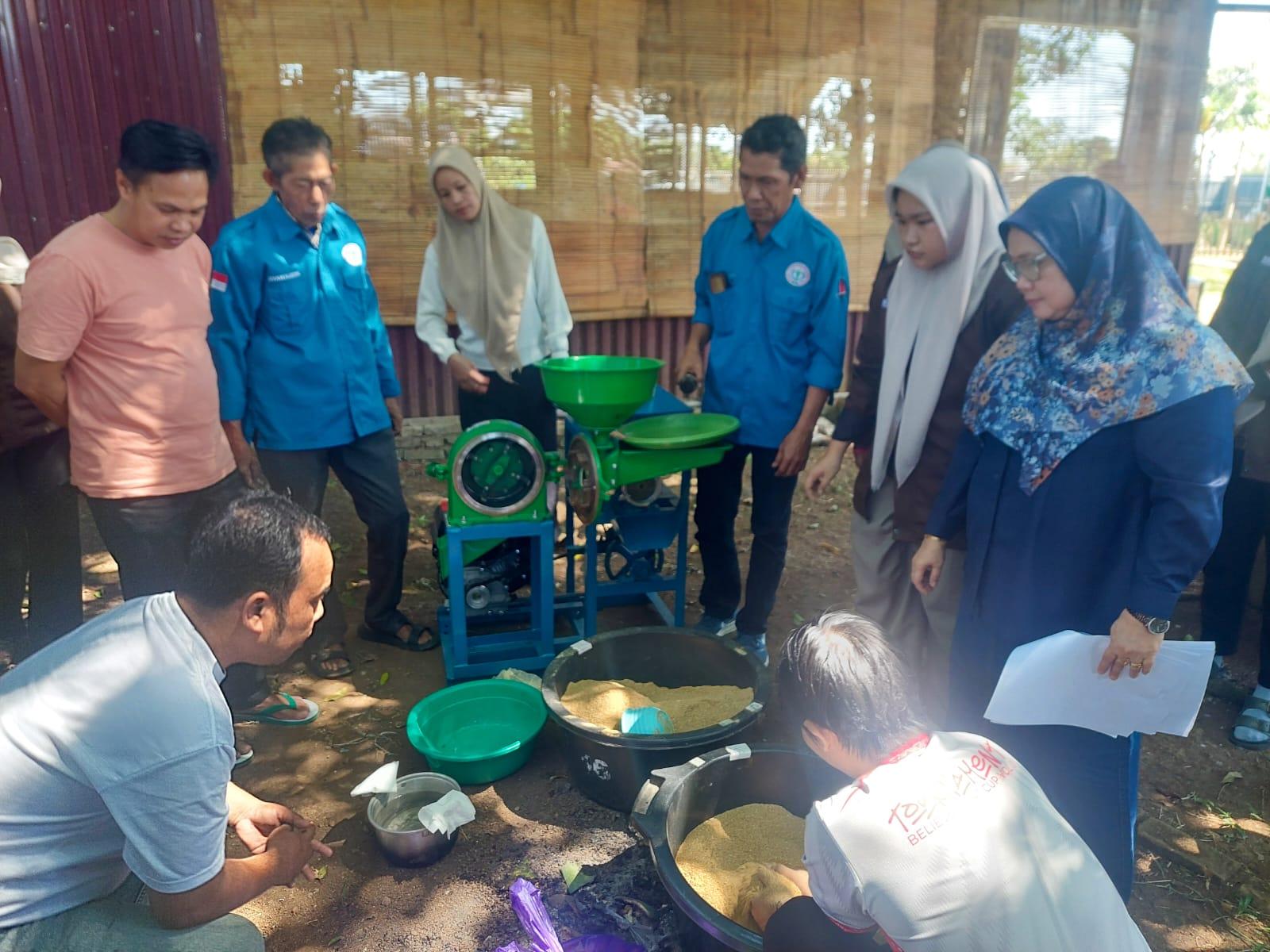 FIKP Unhas Kembangkan Pakan Lokal untuk Tekan Biaya Budidaya Lobster di Gowa - Tribun-timur.com