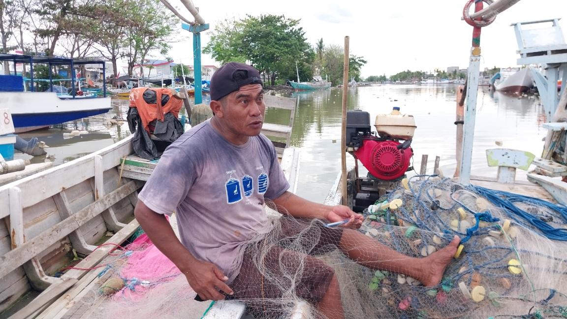 Sudarman dan Syukur Tak Melaut, Cuaca Buruk Lumpuhkan Aktivitas Nelayan Bulukumba