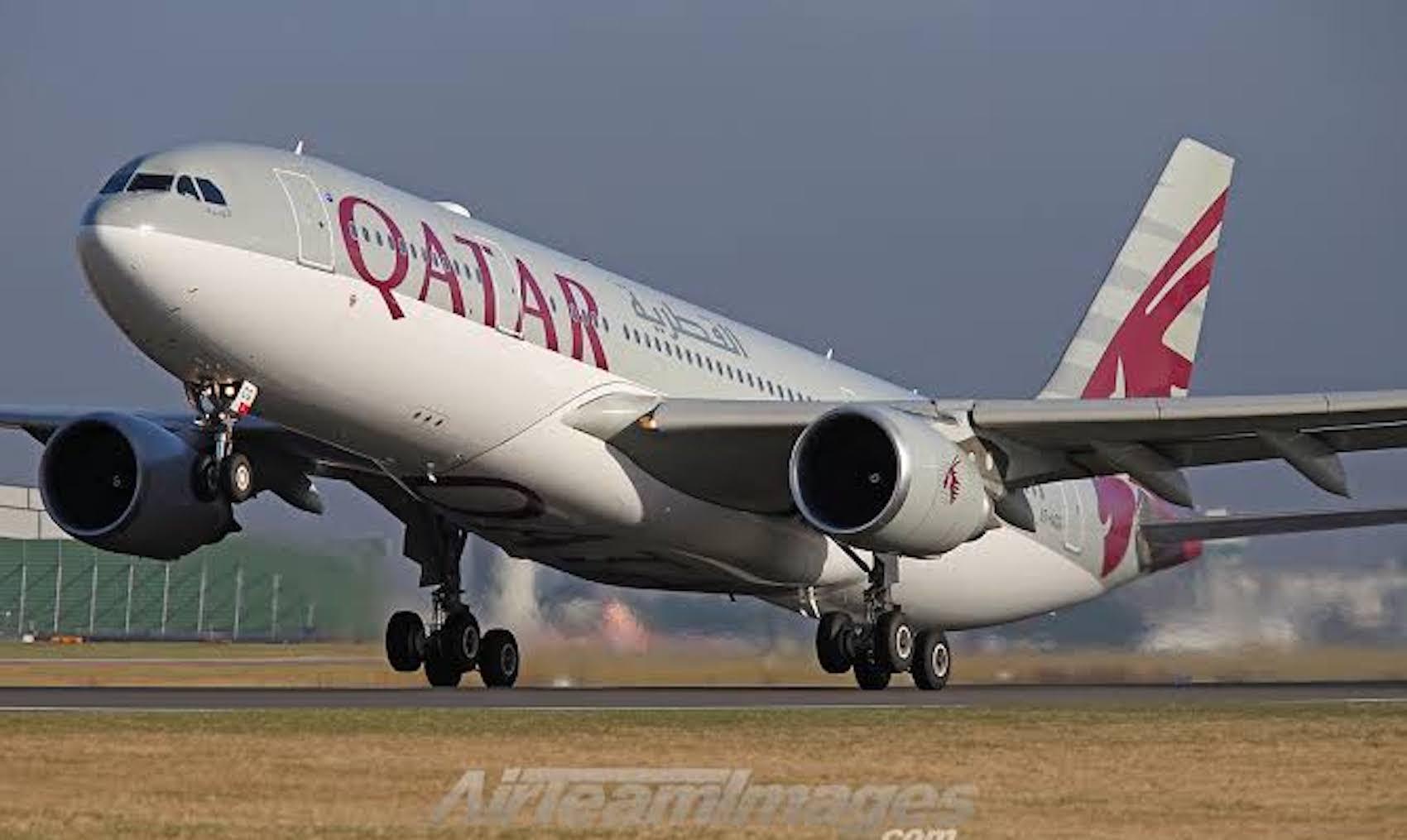 20260109-pesawat-Qatar-Airways.jpg