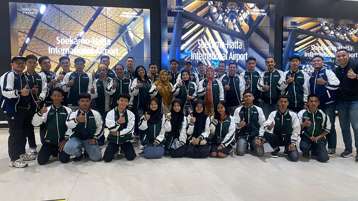 15 SMK Sulselbar Dapat Kesempatan Emas, Belajar Produksi dan Pemasaran Motor di Pabrik Yamaha