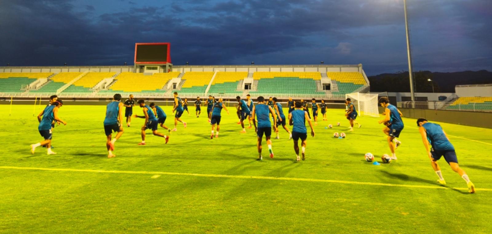 20260514-Skuad-PSM-Makassar-saat-melakukan-Official-Training.jpg