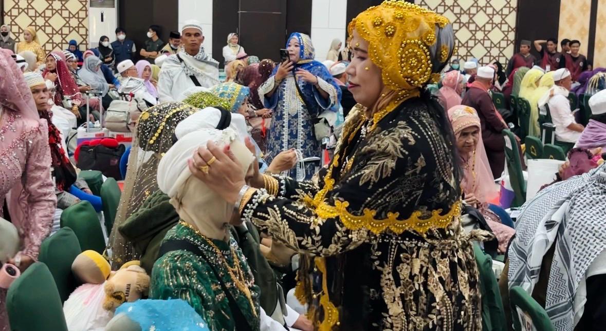 20260605-kedatangan-jamaah-haji-kloter-5-Debarkasi.jpg