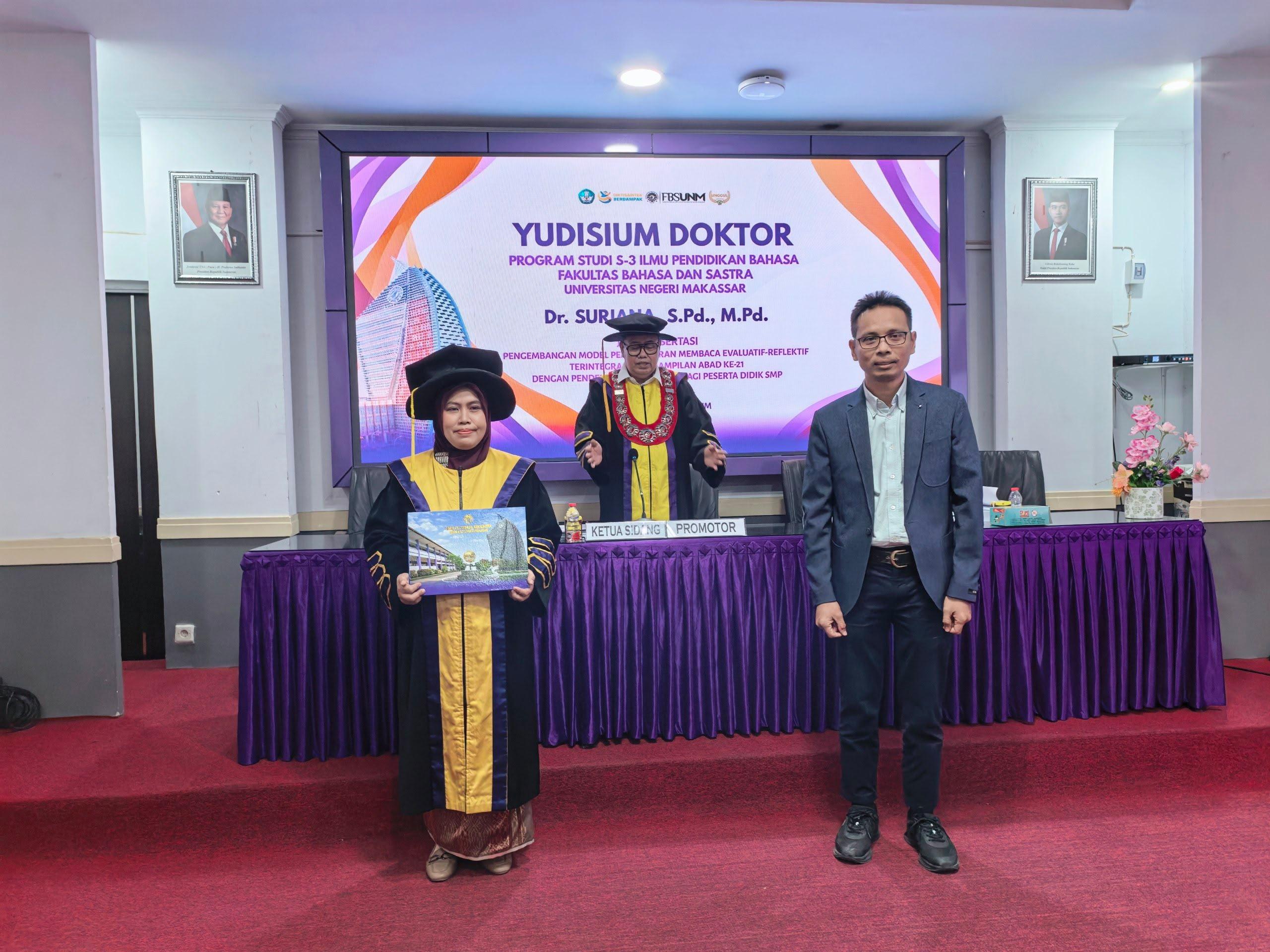 Kepala SMP Islam Athirah Bukit Baruga Raih Gelar Doktor di UNM, Catatkan IPK Sempurna 4,0 - Tribun-timur.com
