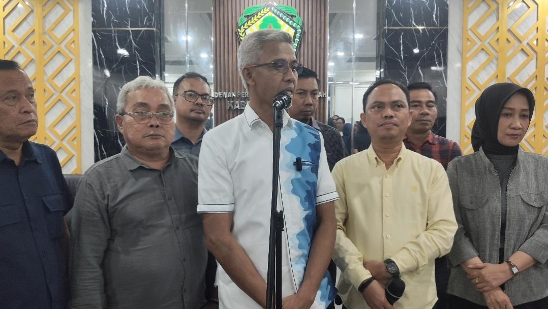 Pansus Hak Angket DPRD Gowa Panggil Ketiga Kalinya Basri Kajang, Kasim Sila: Tidak Datang, Yah Sudah - Tribun-timur.com