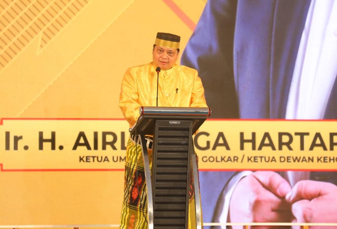 Airlangga-Hartarto-berpidato-di-Makasar-23423322.jpg