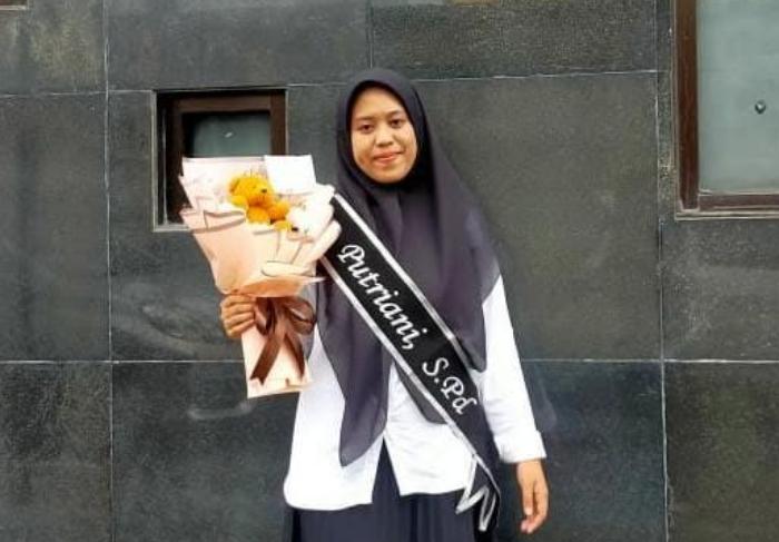 Sudah Berstatus PTN, Fitriani Ngaku Bangga Kuliah di Universitas Terbuka