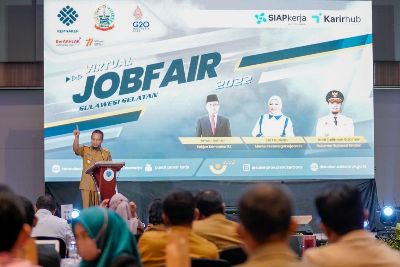 Andi-Sudirman-Sulaiman-saat-memberi-sambutan-pada-acara-Virtual-Job-Fair-Sulsel-2022.jpg