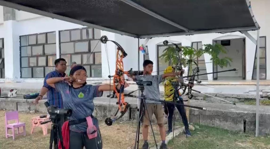 Atlet-panahan-Sulsel-latihan-di-Stadion-Barombong.jpg