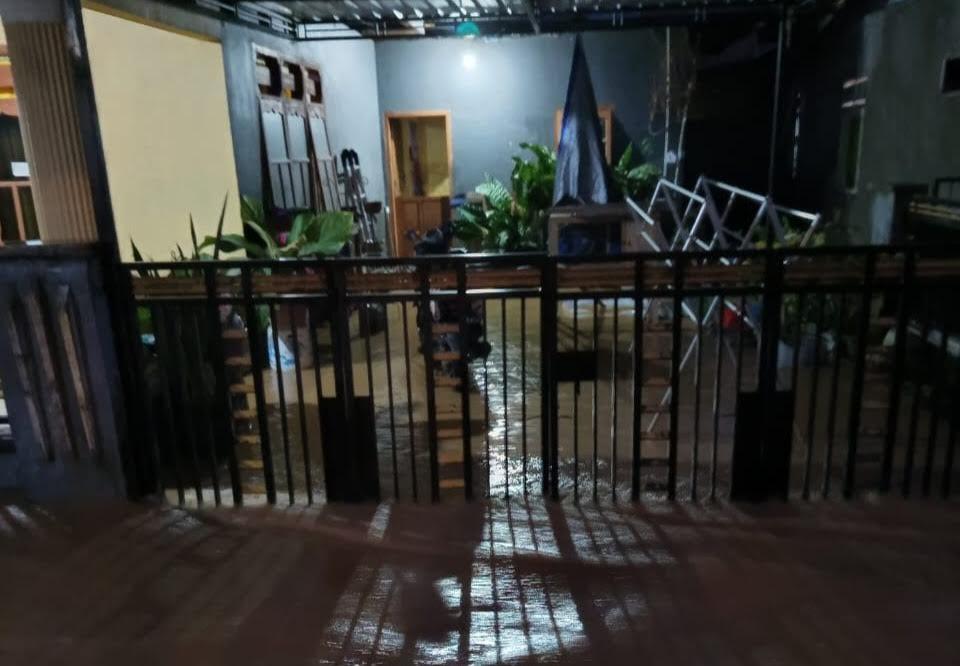 BREAKING NEWS: Banjir Rendam Larompong dan Larompong Selatan Luwu