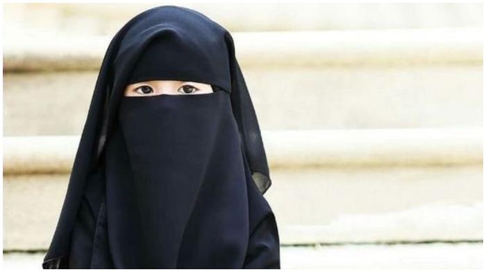 Bayi-perempuan-bercadar-Nama-nama-perempuan-2023-dalam-artikel.jpg