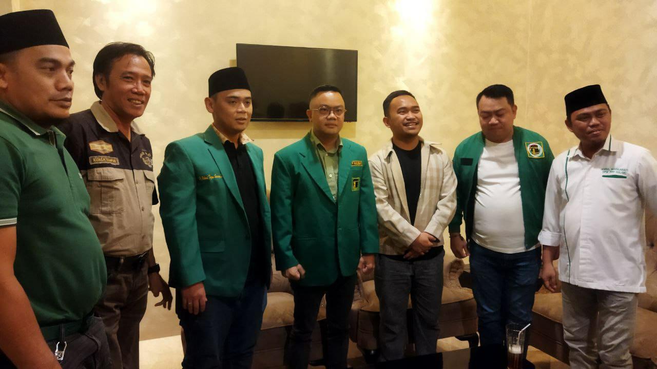 Bergabungnya-Arfah-disaksikan-pengurus-DPC-PPP-Makassar-563454.jpg