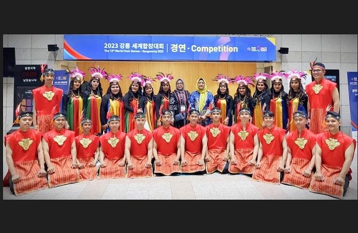 Bikin-Bangga-Paduan-Suara-Mahasiswa-Unhas-Juara-di-Korea-Selatan-Ini-24-Nama-Penyanyi.jpg