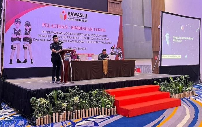 Bimbingan-Teknis-Bimtek-Pengawas-TPS-se-Kota-Makassar.jpg