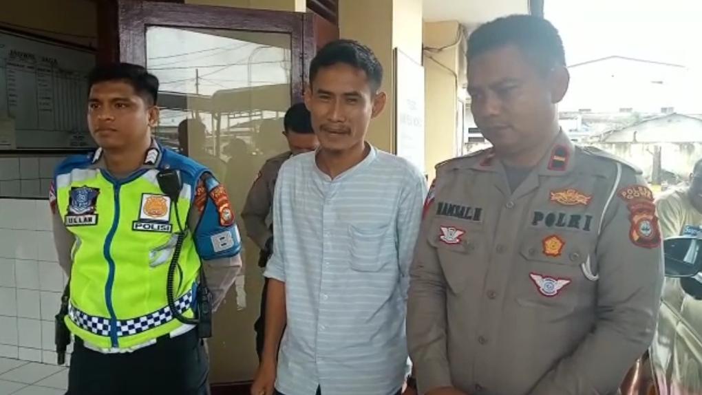 Brigadir-Saifullah-dimediasi-dengan-pengemudi-mobil-di-Mapolsek-Pallangga-seusai-berkelahi.jpg