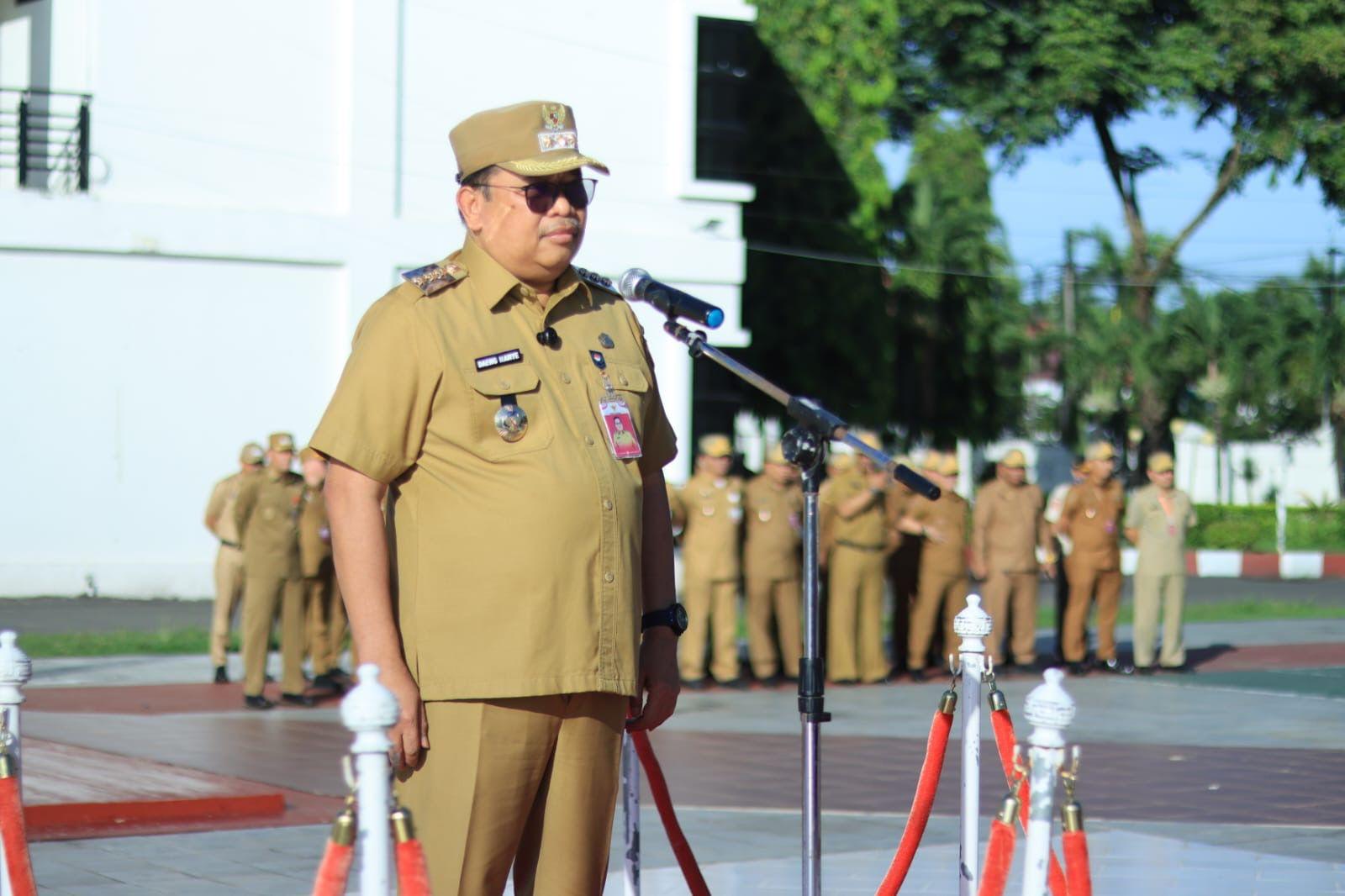 Daeng-Manye-pimpin-Apel-pagi-ASN-Takalar.jpg