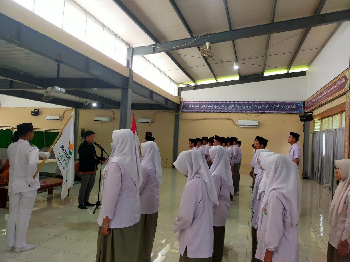 Rohis Syafaat SMA Islam Athirah Bukit Baruga Kini Punya Nakhoda Baru