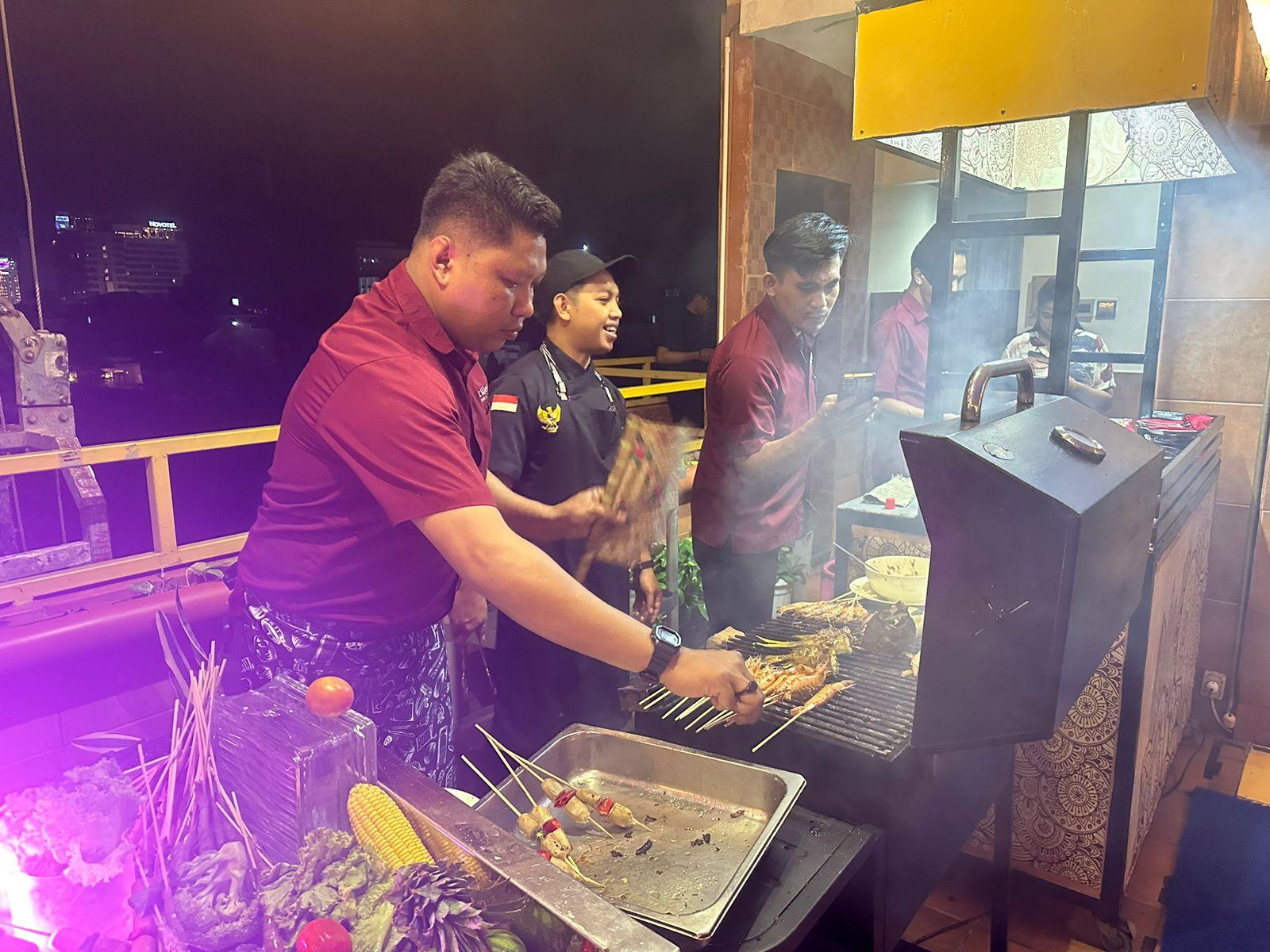 Nikmatnya Barbeque dengan Sambal Raca Mangga Hingga Dabu-dabu, All You Can Eat di Hotel Best Western