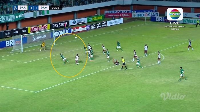 Gol Salto Esteban Vizcarra Balas Tendangan Roket Yance Sayuri, PSS Sleman vs PSM Makassar 1-1