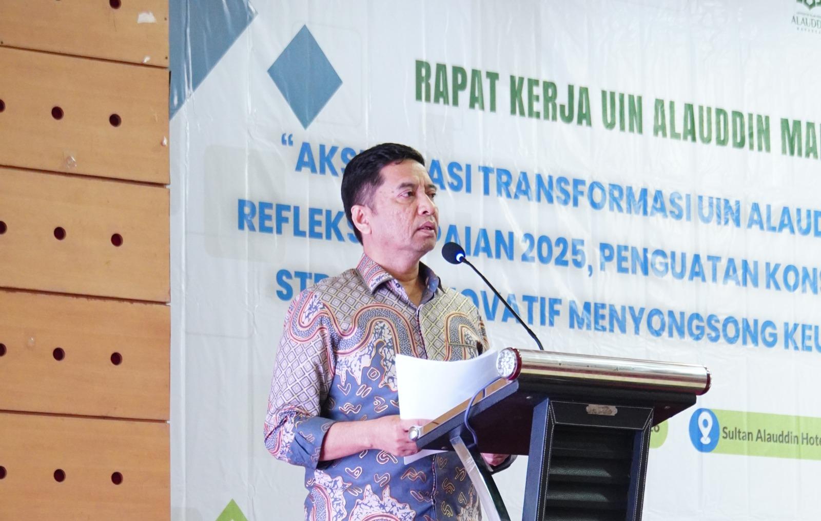 Hamdan-Juhannis-saat-menyampaikan-konsep-Welfare-Campus.jpg