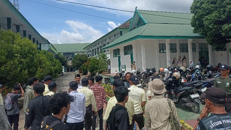 Diduga Aniaya Mahasiswa, Stafsus Rektor IAIN Palopo Didemo