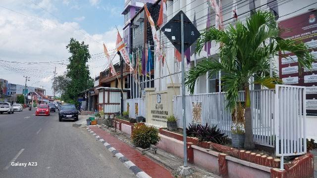 KPU-BULUKUMBA-Kantor-KPU-Bulukumba-di-Jalan-Jenderal-Sudirman.jpg