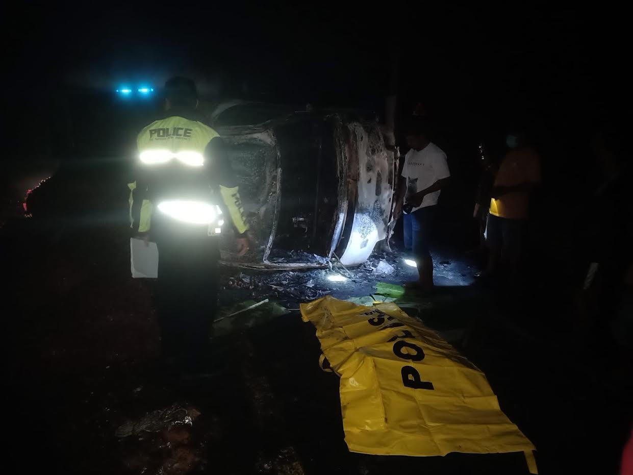 Identitas 2 Korban Kecelakaan Tunggal di Bone Berujung Mobil Terbakar, Penumpang Meninggal di TKP