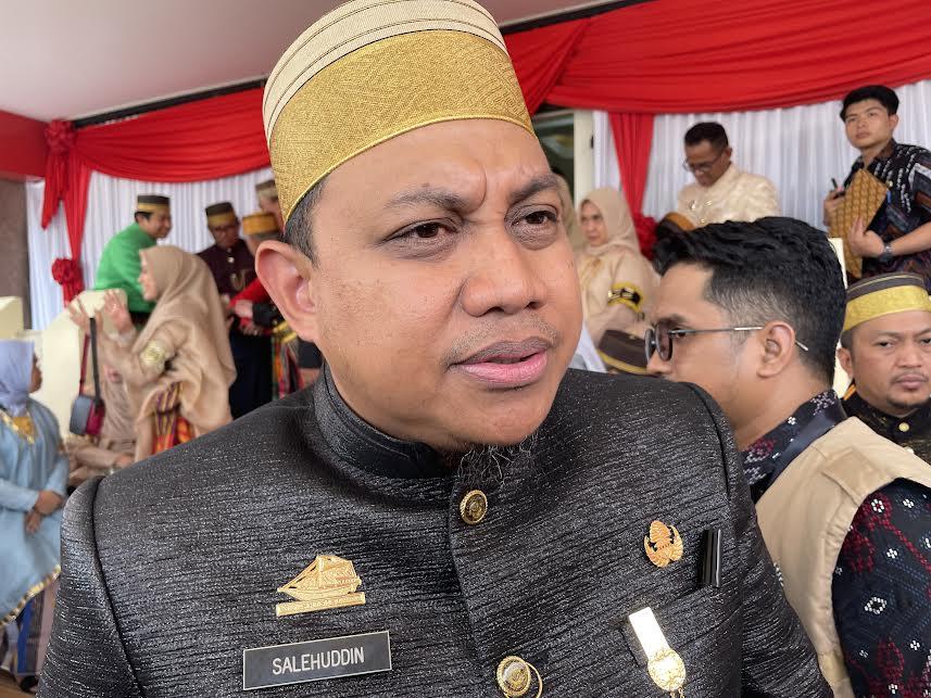 Kepala-BKAD-Sulsel-Salehuddin-xa.jpg