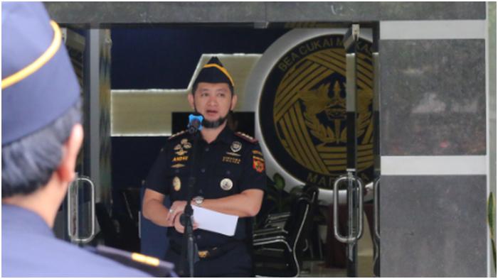 Kepala-Bea-Cukai-Makassar-Andhi-Pramono-Jumlah-transaksi-Andhi-dan-Rafael-saling-salip.jpg