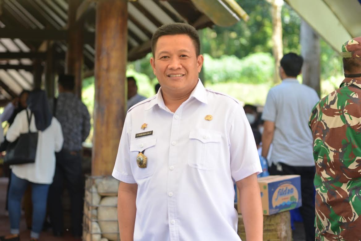 Kepala-Disperindag-Kabupaten-Jeneponto-Manrancai-Sally-Jumat-2052022.jpg
