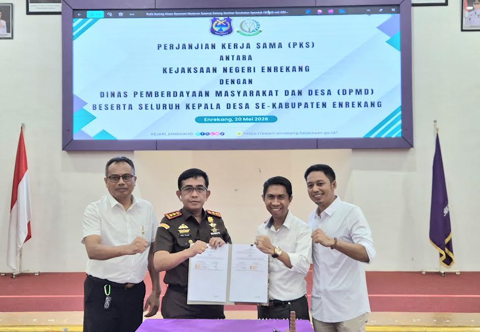 Kepala-Kejaksaan-Negeri-Enrekang-A-Fajar-Anugerah-20266.jpg