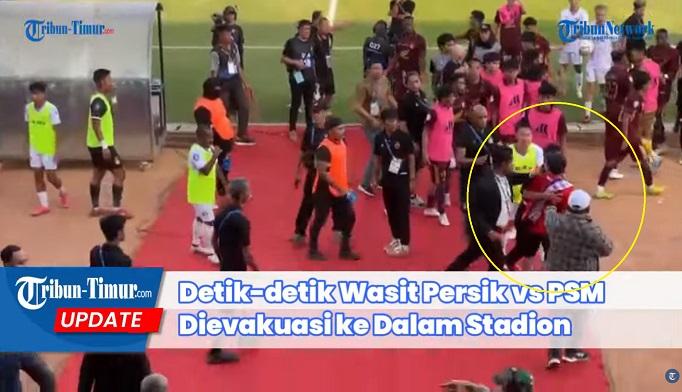 Ketegangan-saat-oknum-suporter-Persik-Kediri-mencoba-memprovokasi.jpg