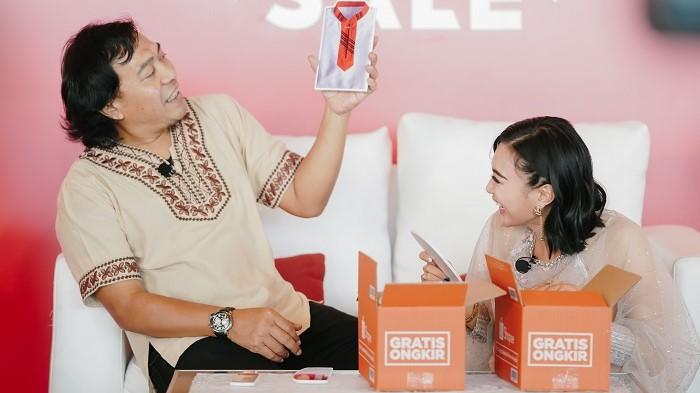 Komeng-dan-Wika-Salim-ramaikan-kampanye-Shopee-Big-Ramadan-Sale.jpg