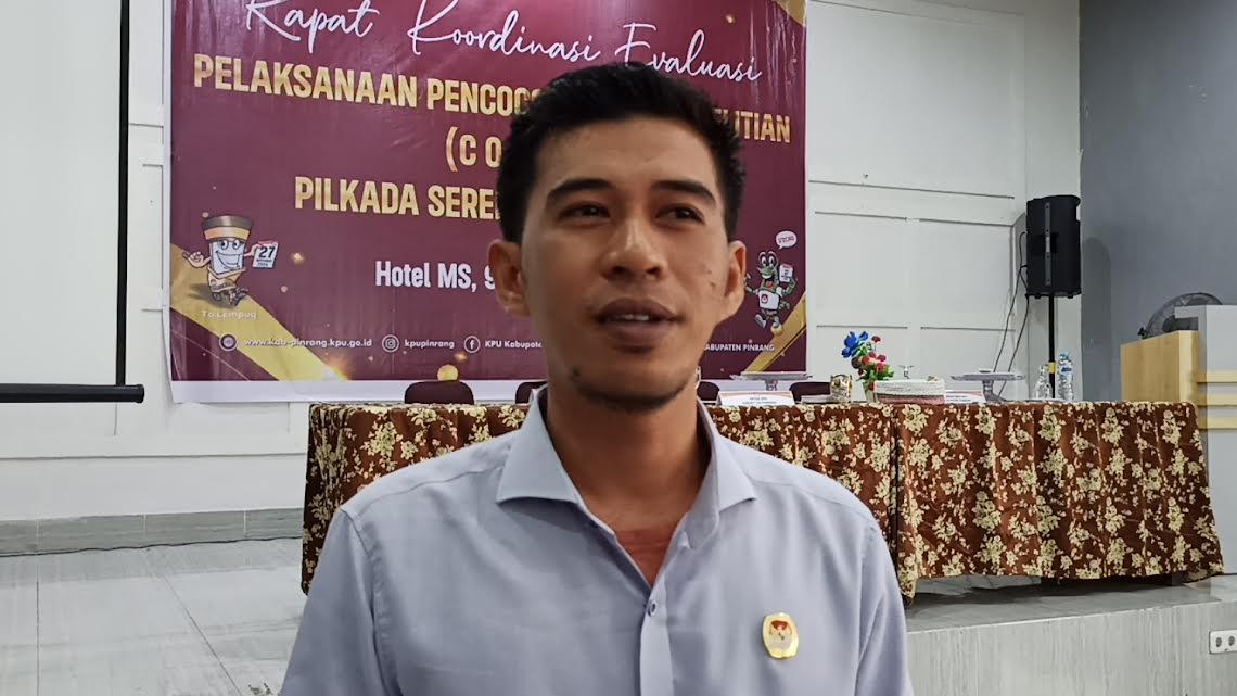 Komisioner-KPU-Pinrang-Hamdan-Usra1223333.jpg