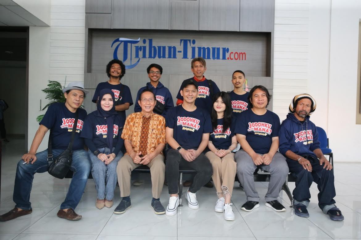 Kunjungan-kru-Film-Molulo-2-ke-Tribun-Timur-Jl-Cendrawasih-nomor-430-Kota-Makassar.jpg