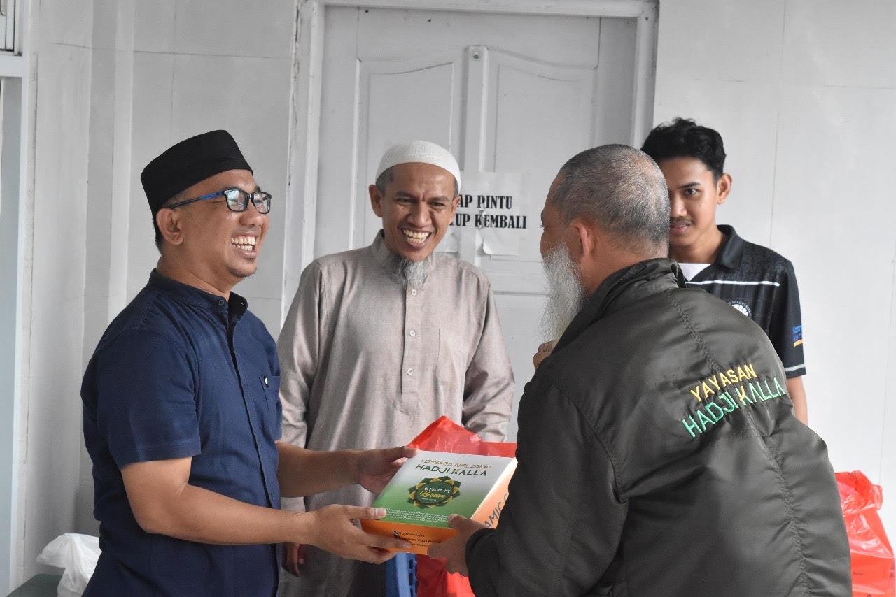 LAZ-Hadji-Kalla-akan-membagikan-lebih-dari-32500.jpg