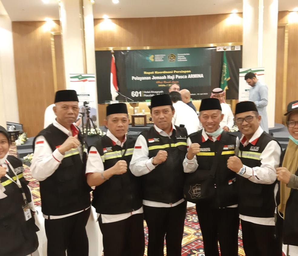 Lima-Ketua-Kelompok-Terbang-kloter-dari-Embarkasi-Ujungpandang-00.jpg