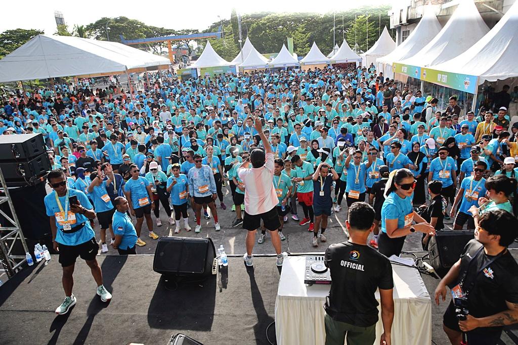Livin' Run Fest 2025 Makassar, Gabungkan Lari, Musik, UMKM dan Inovasi Digital Dalam Satu Event - Livin-Run-Fest-2025-Makassar-Karaoke.jpg