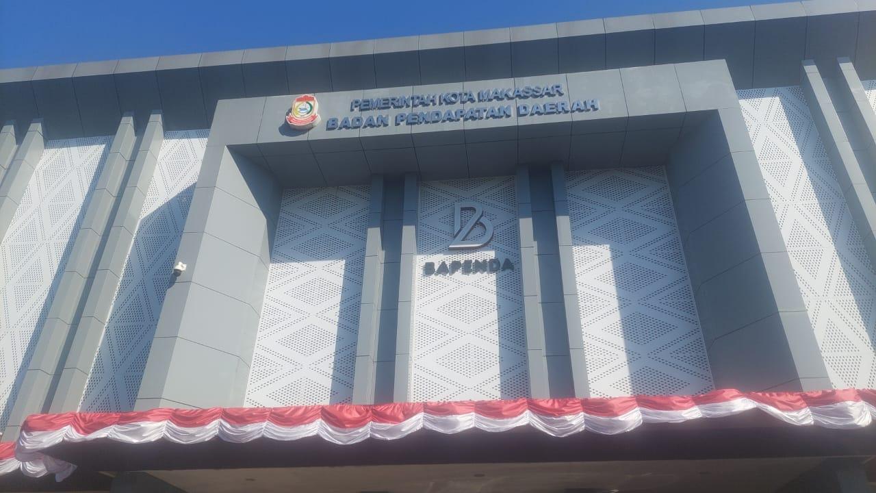 MAKASSAR-Kantor-Bapenda-Makassar-di-jalan-Jl-Urip-Sumoharjo.jpg