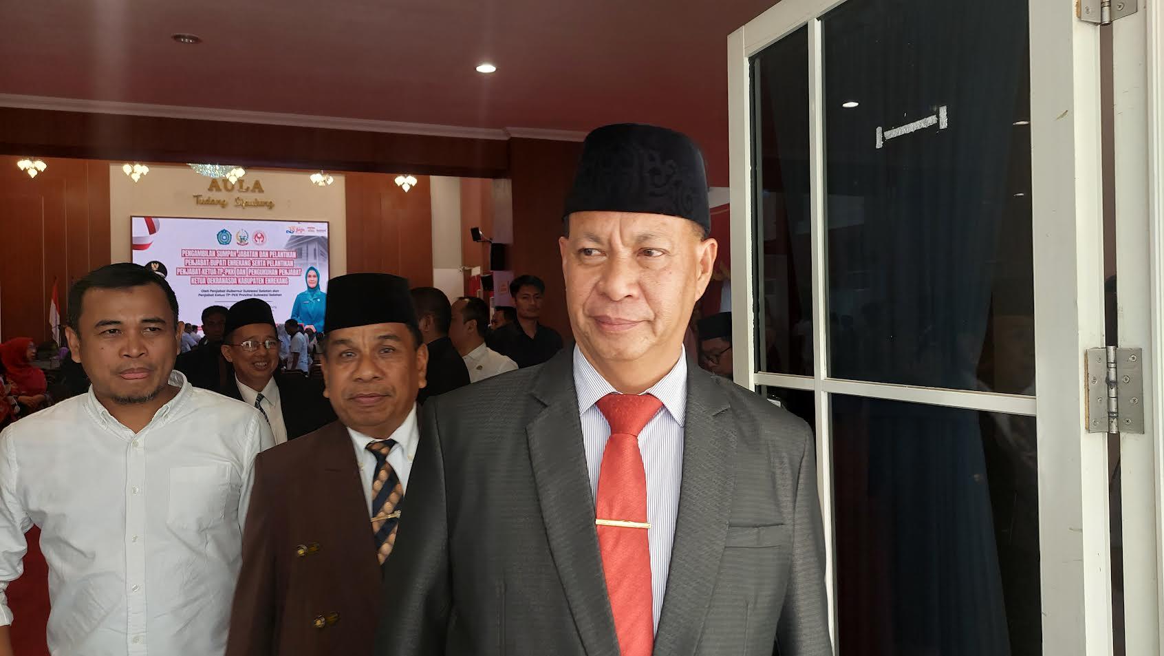 Mantan-Pj-Bupati-Enrekang-H-Baba-saat-ditemui-di-Aula-Rujab12.jpg